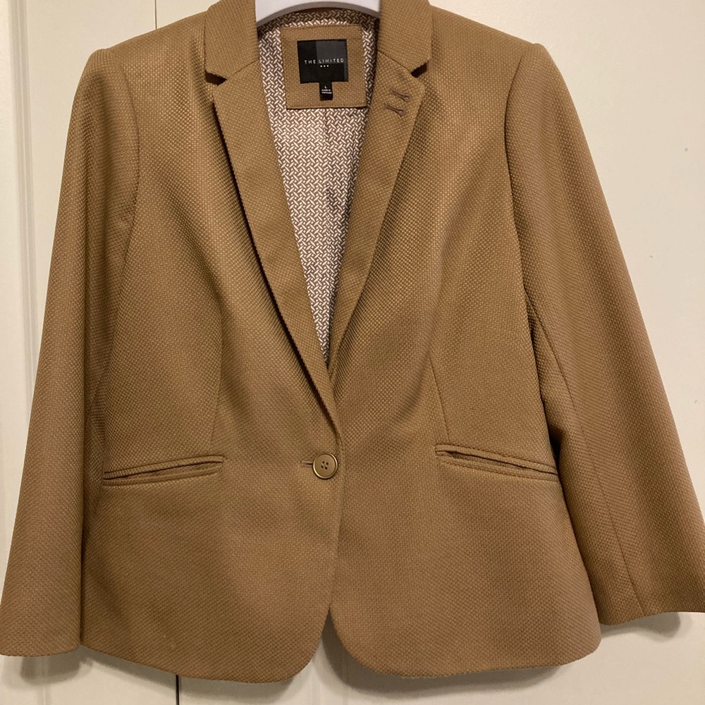 Limited camel blazer